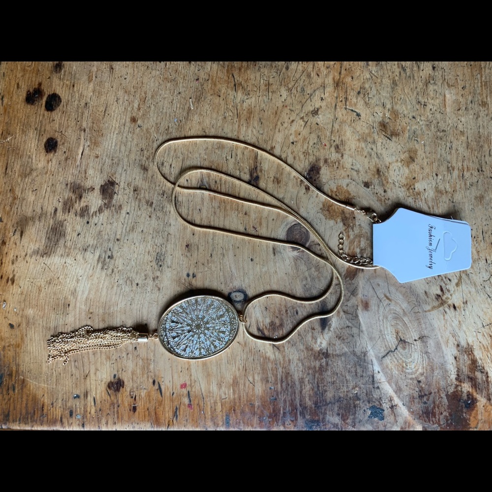 Long necklace